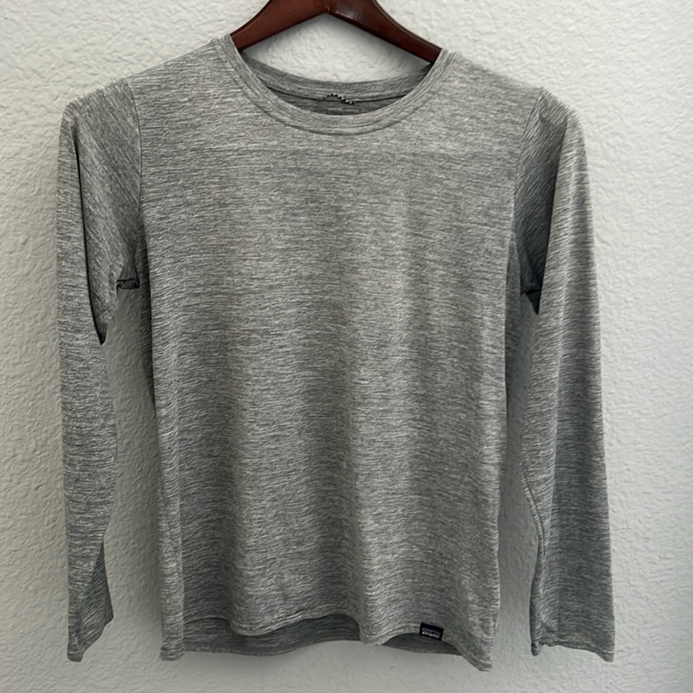 Patagonia long sleeve top- Size Medium